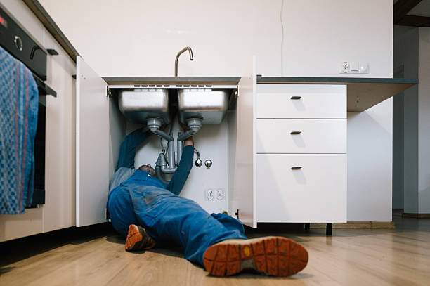Professional Leak Detection technician working in Central Valley, NY